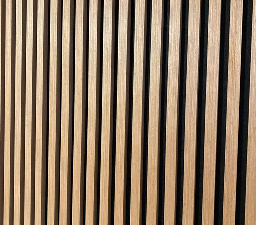 Boiserie fonoassorbente in sala zona giorno