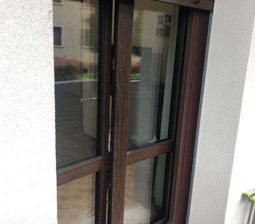 Porta finestra e tapparella in alluminio coibentato