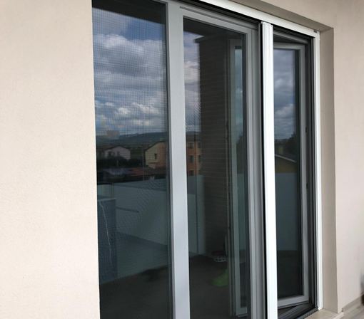 Zanzariera per grandi aperture