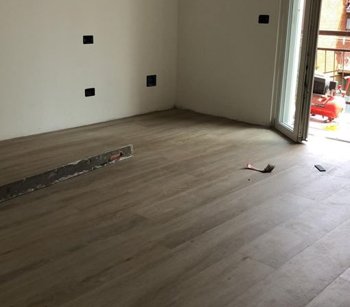 Pavimento flottante in SPC