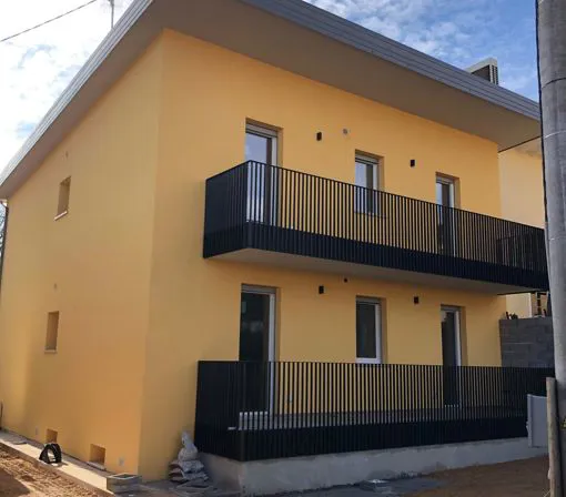 Cappotto termico in facciata su nuova struttura residenziale a Sommacampagna VR