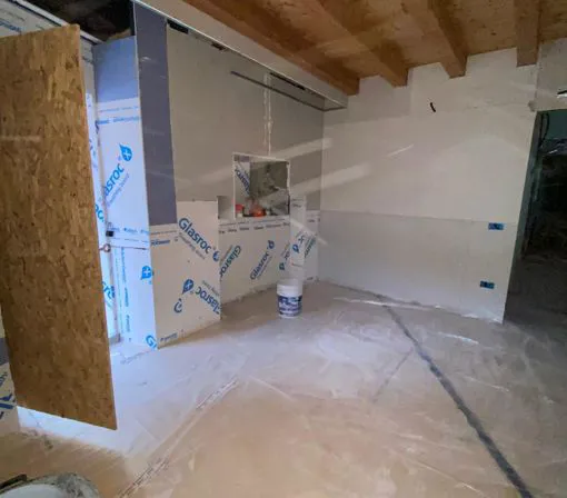 Pescantina VR: trasformazione di vecchia bottega in appartamento bilocale