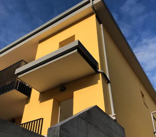 Cappotto termico in facciata su nuova struttura residenziale a Sommacampagna VR